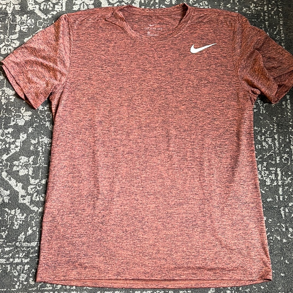 Men’s Nike drifit t